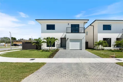1337 NW 3 St, Florida City, FL 33034