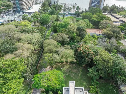 708 NE 68th St, Miami, FL 33138 photo 13