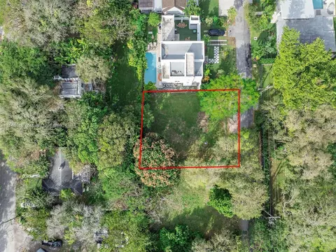 708 NE 68th St, Miami, FL 33138 photo 8