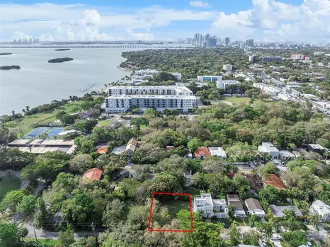 708 NE 68th St, Miami, FL 33138 photo 5