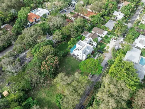 708 NE 68th St, Miami, FL 33138 photo 10