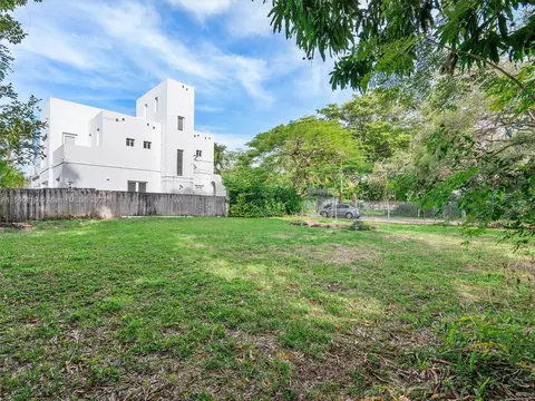 708 NE 68th St, Miami, FL 33138 photo 19