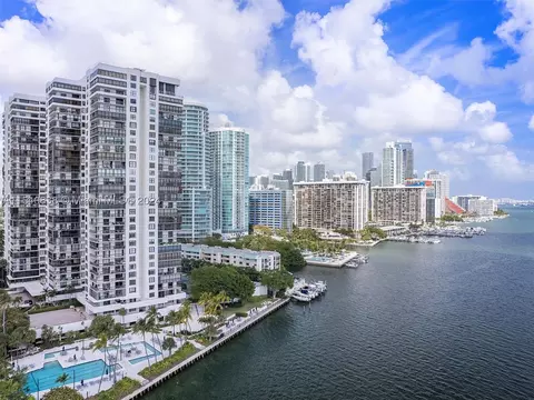 2333 Brickell Ave #1006, Miami, FL 33129