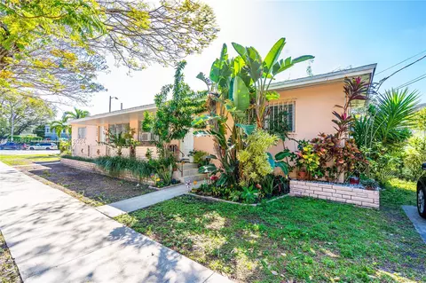 2460 SW 5th St, Miami, FL 33135