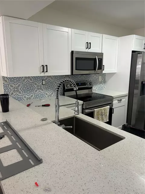 13350 SW 88th Ter #F, Miami, FL 33186
