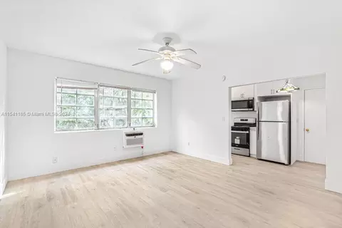 1616 Michigan Ave #11, Miami Beach, FL 33139