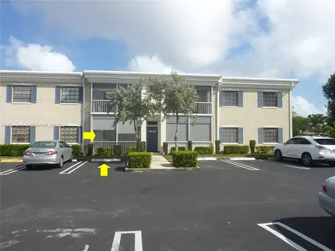 140 Cypress Club Dr #403, Pompano Beach, FL 33060