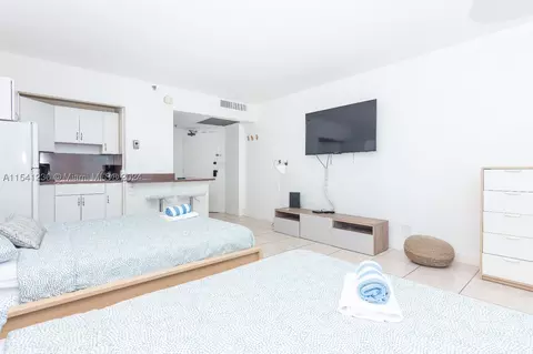 5445 Collins Ave #507, Miami Beach, FL 33140