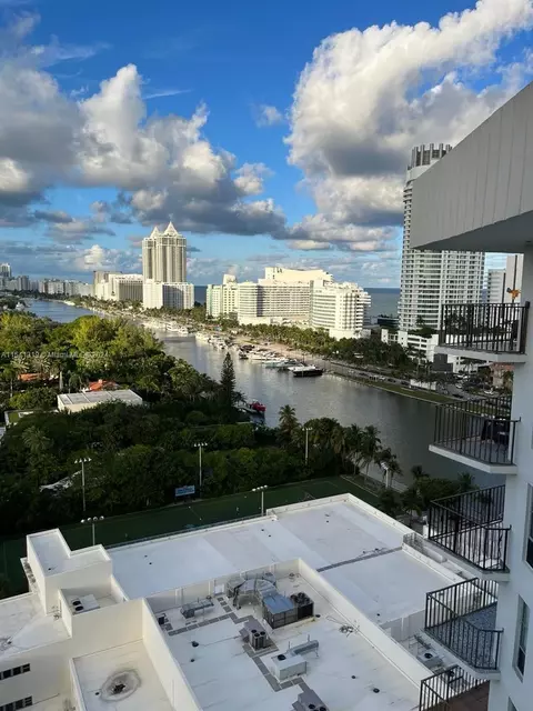 4101 Pine Tree Dr #1806, Miami Beach, FL 33140