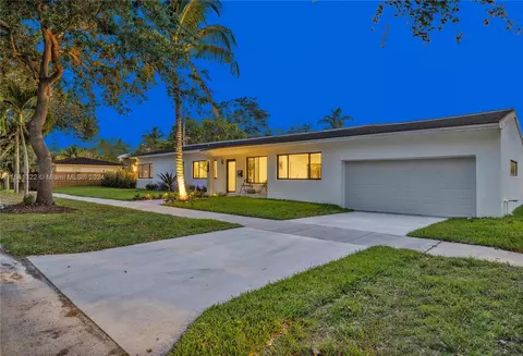 Other - 8950 NE 3rd Ave, El Portal, FL 33138 photo 16 of 17