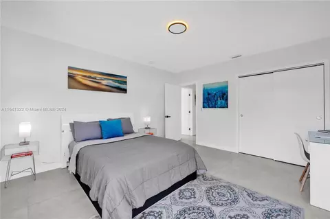 Bedroom - 8950 NE 3rd Ave, El Portal, FL 33138 photo 6 of 8