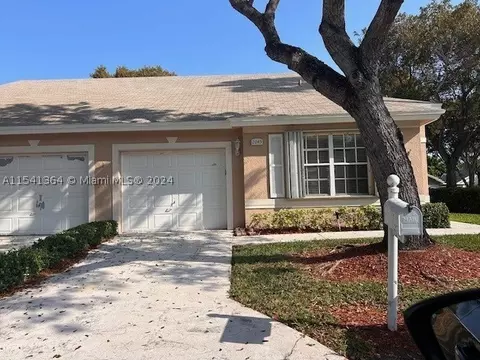 2045 SE 5th Pl, Homestead, FL 33033
