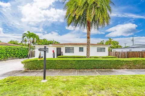 7749 SW 34th Ter, Miami, FL 33155