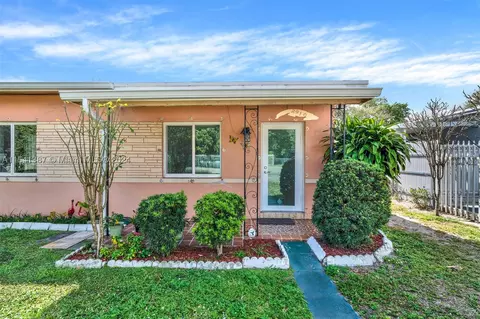 2910 NW 95th St, Miami, FL 33147