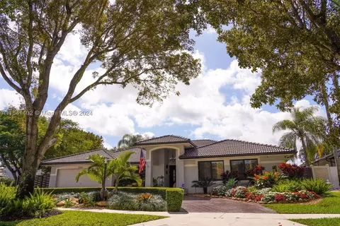 15420 SW 115th Ter, Miami, FL 33196