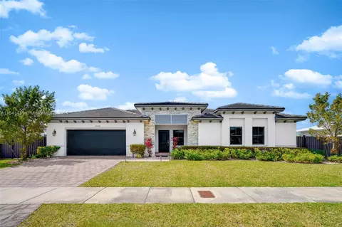19034 SW 135th Ave, Miami, FL 33177