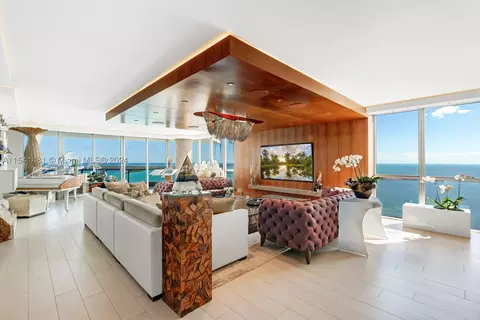 1331 Brickell Bay Dr #3211, Miami, FL 33131