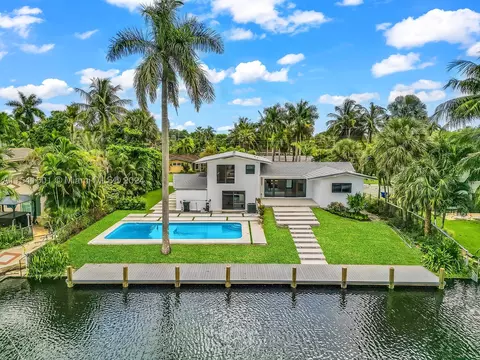 1617 SW 5th St, Fort Lauderdale, FL 33312