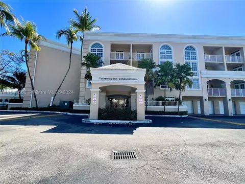 1280 S Alhambra Cir #1114, Coral Gables, FL 33146