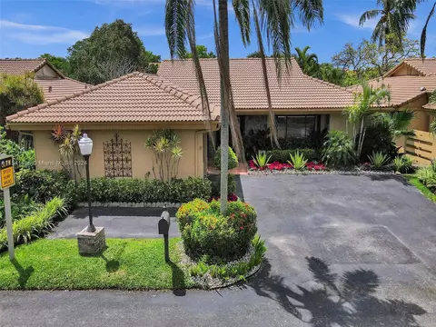 3650 N 36th Ave #47, Hollywood, FL 33021