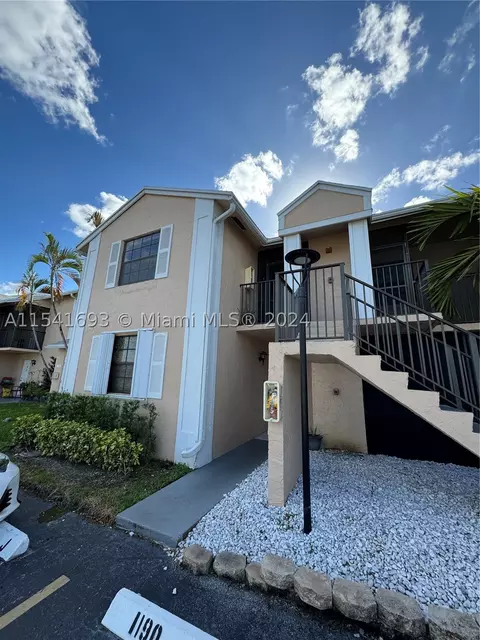 1190 Washington Cir #1190I, Homestead, FL 33034