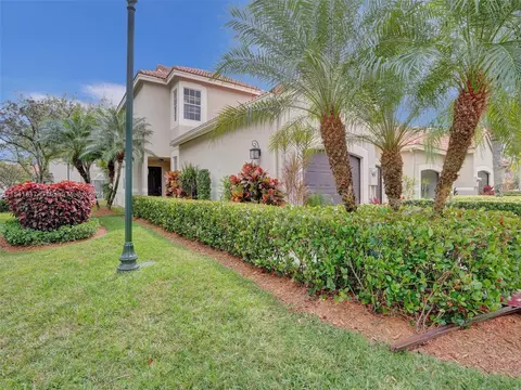 1230 Sorrento Dr, Weston, FL 33326