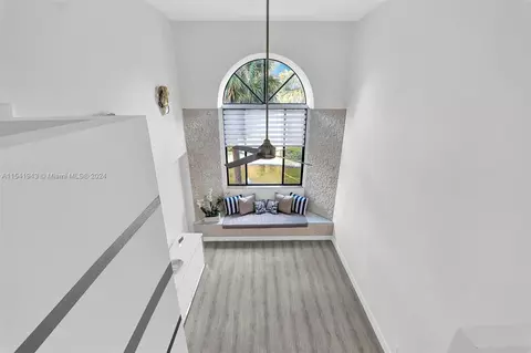 15555 N Miami Lakeway N #202, Miami Lakes, FL 33014