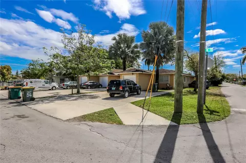 56 NE 9th Ct, Homestead, FL 33030