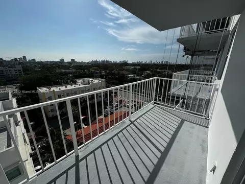 2829 Indian Creek Dr #909, Miami Beach, FL 33140