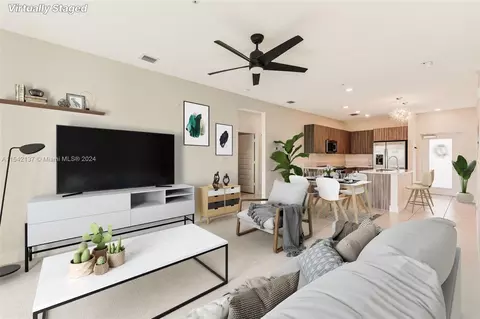 8301 NW 41st St #B-401, Doral, FL 33166