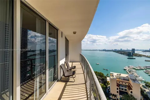 1750 N Bayshore Dr #2304, Miami, FL 33132