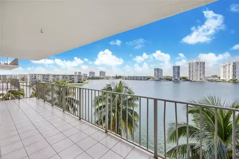 18151 NE 31st Ct #516, Aventura, FL 33160