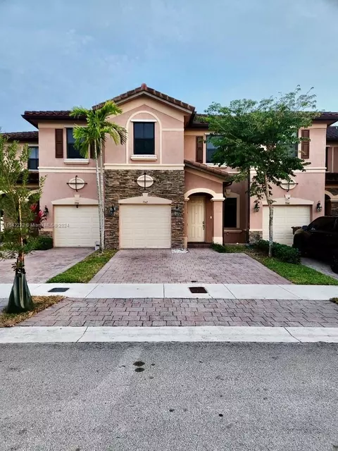 3342 W 90th Ter, Hialeah Gardens, FL 33018