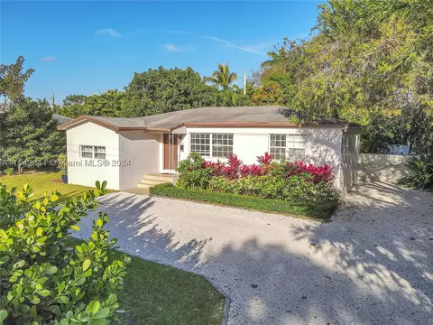 6013 SW 62nd Ave, South Miami, FL 33143