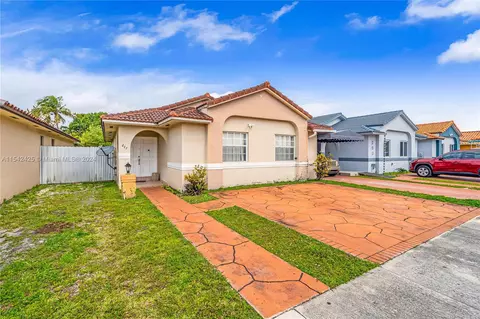 Exterior - 247 E 52nd St, Hialeah, FL 33013 photo 2 of 6