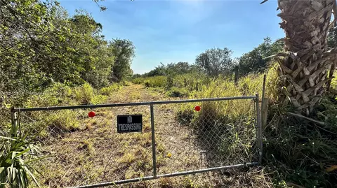 4945 Edwards Rd, Fort Pierce, FL 34981
