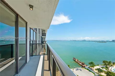 600 NE 36th St #2004, Miami, FL 33137