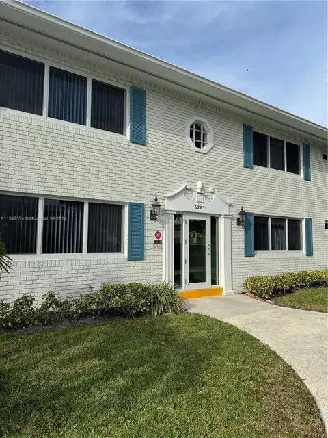 6263 NE 19th Ave #1025, Fort Lauderdale, FL 33308