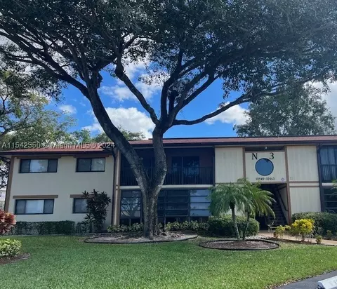 10959 W Clairmont Cir #211, Tamarac, FL 33321