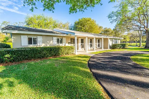14765 SW 79th Ct, Palmetto Bay, FL 33158