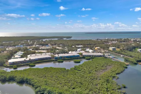 9849 Leeward Ave, Key Largo, FL 33037