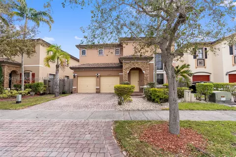 23461 SW 114th Pl, Homestead, FL 33032