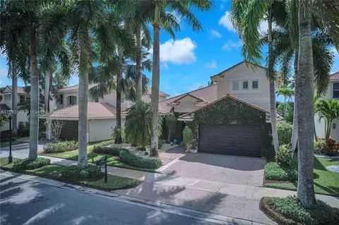 1719 Harbor View Cir, Weston, FL 33327