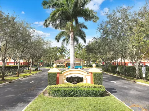 3310 Palomino #624-6, Hollywood, FL 33024