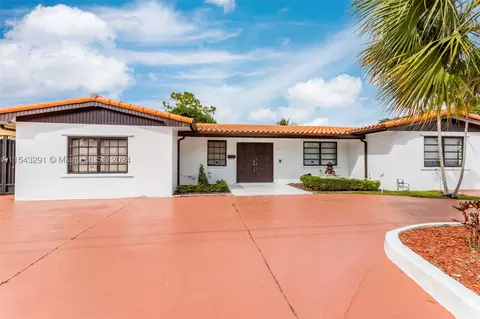 1143 W 60th St, Hialeah, FL 33012