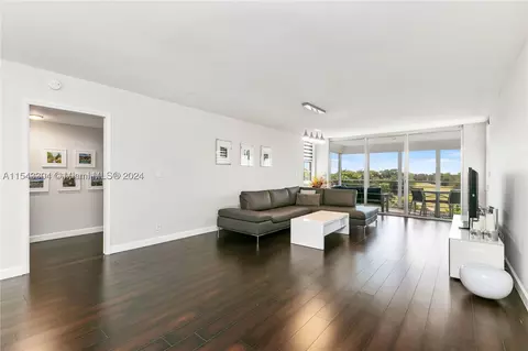 4020 W Palm Aire Dr #511, Pompano Beach, FL 33069