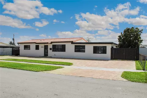 Exterior - 494 W 41st Pl, Hialeah, FL 33012 photo 3 of 10