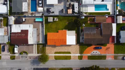 View/Area - 494 W 41st Pl, Hialeah, FL 33012 photo 1 of 5