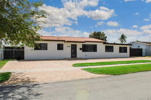 494 W 41st Pl, Hialeah, FL 33012