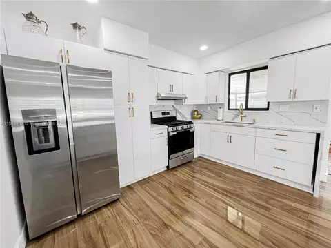 Kitchen - 494 W 41st Pl, Hialeah, FL 33012 photo 3 of 3